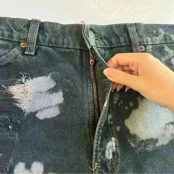 VTG 90s LEVI'S Orange Tab High Rise Black Denim Shorts 31” Waist - Picture 6 of 8